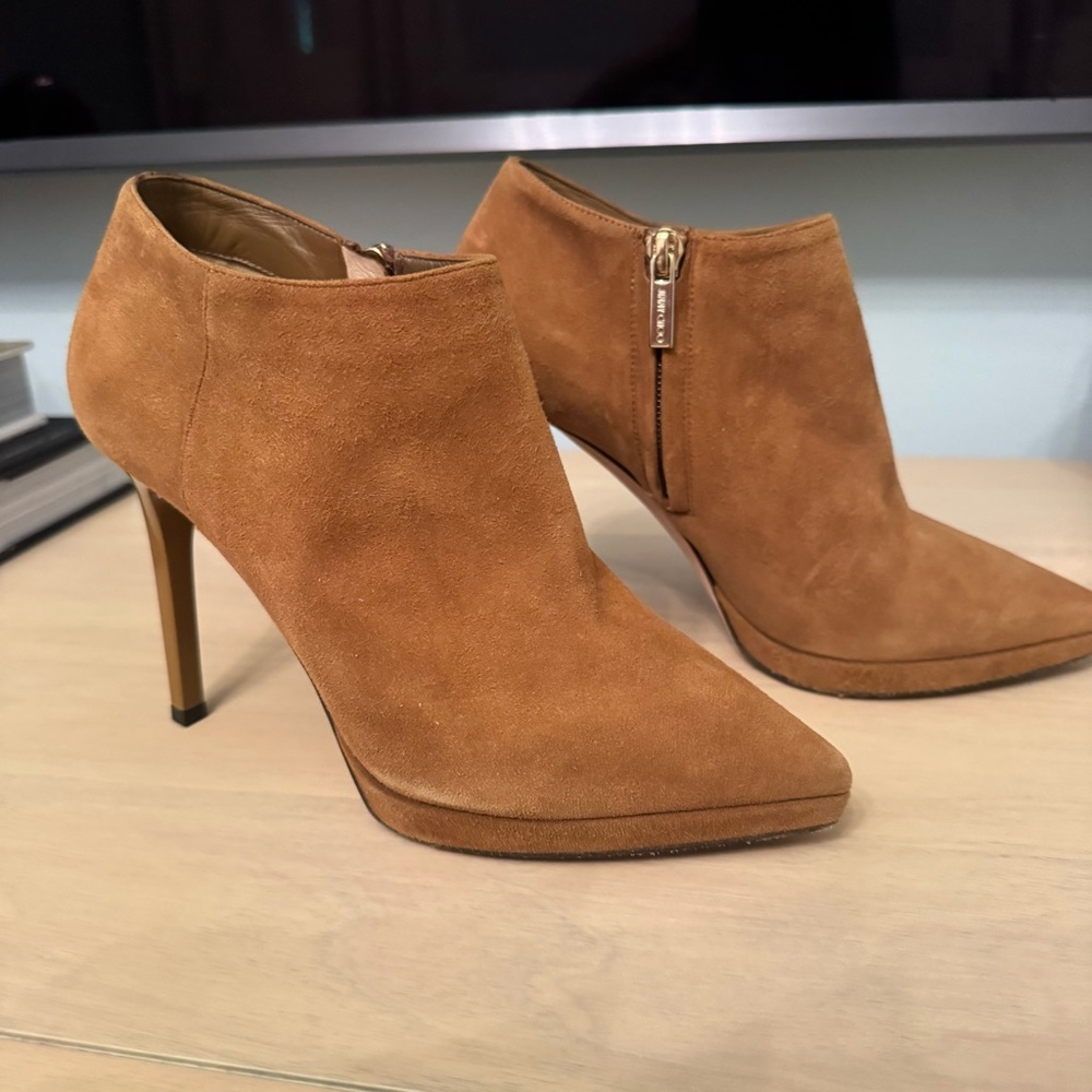 Jimmy Choo Tan Brown Suede Boots booties size 36  Suede Ankle Boots